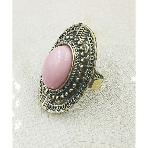 *Clearance*  Ladies Pink Aztec Ring - Picture 1 of 4